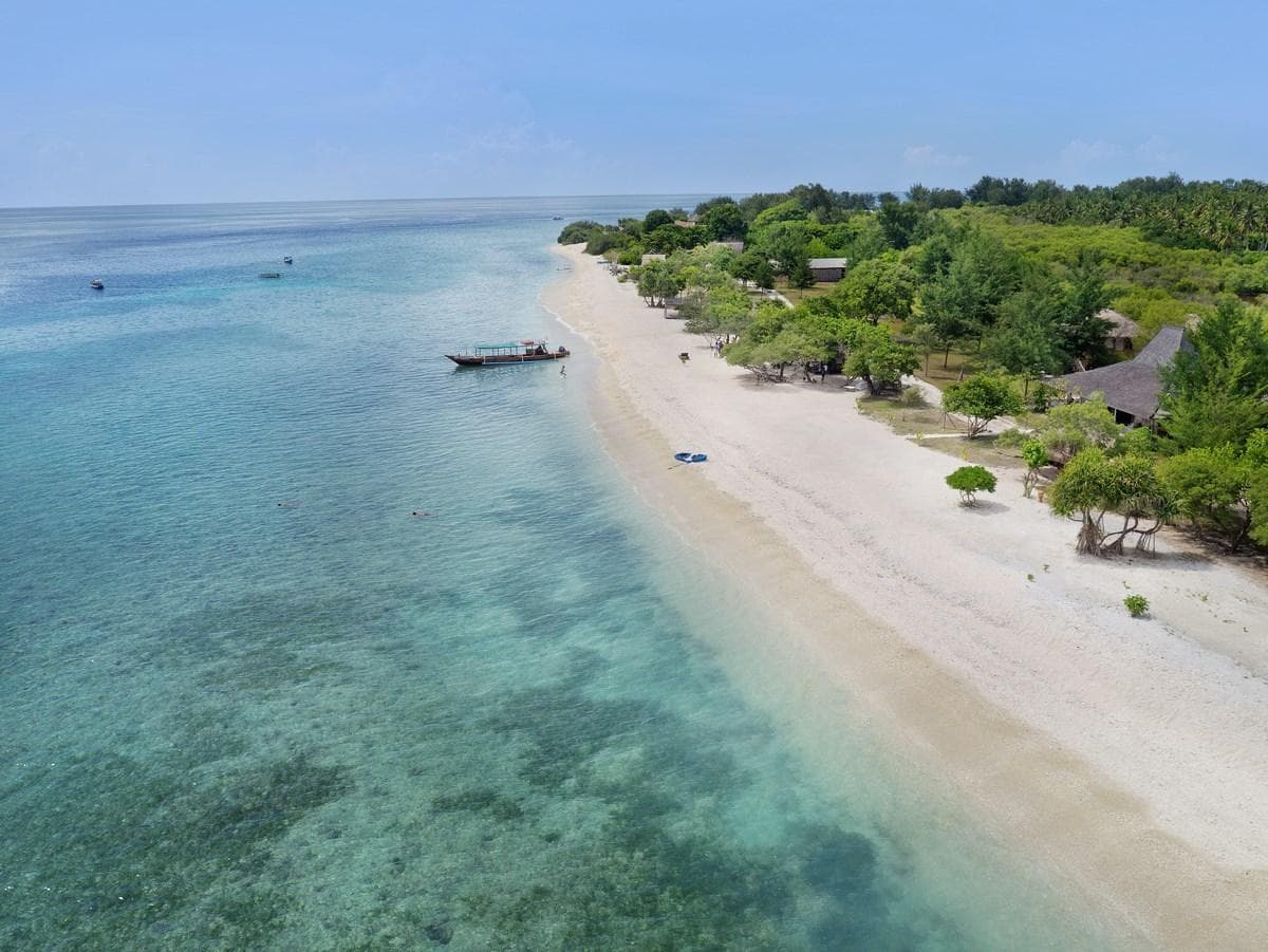 Gili Meno Bask Nest Beach