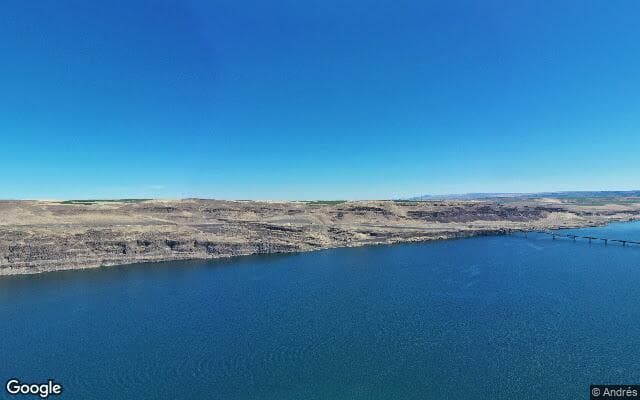 Columbia River at Rock Creek