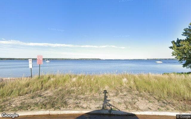 Harbor Towne Beach