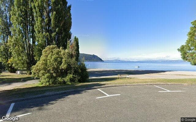 Lake Taupo at Kinloch