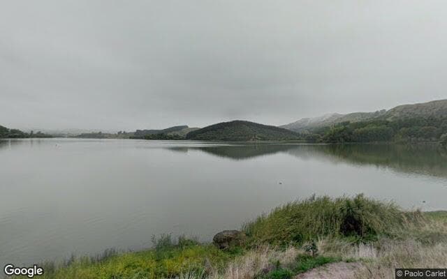Lake Tutira at camp ground