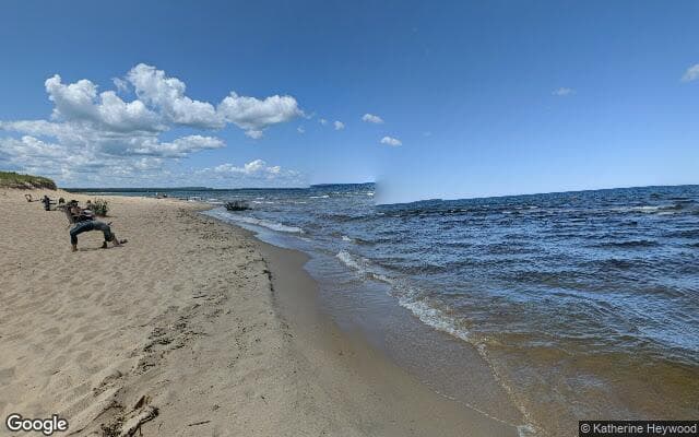 Au Train Beach