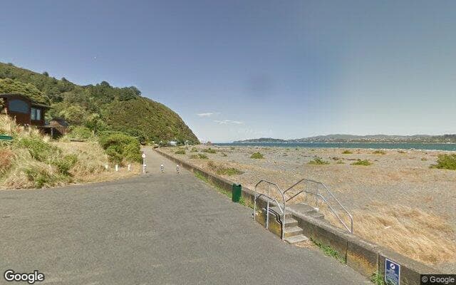 Robinson Bay at Nikau Street