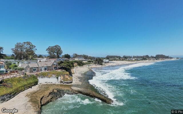 Sunny Cove Beach