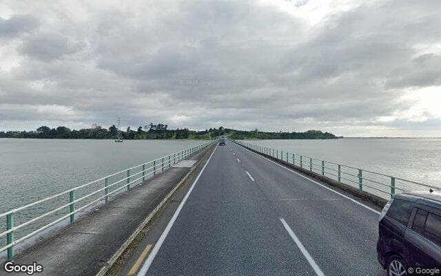 Tauranga Harbour at Rangataua Bay, Maungatapu Bridge