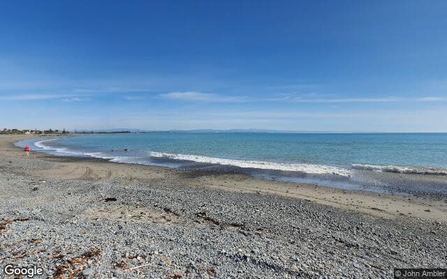 Te Awanga Beach