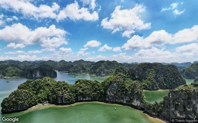 Lan Ha Bay - Vietnam
