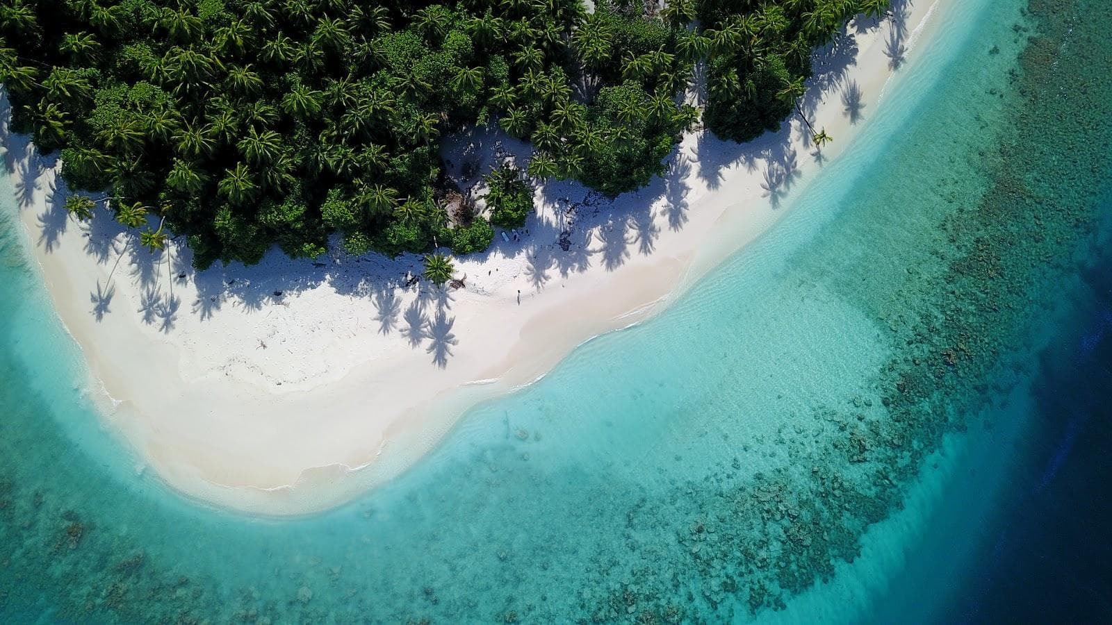 Rinbudhoo Beach