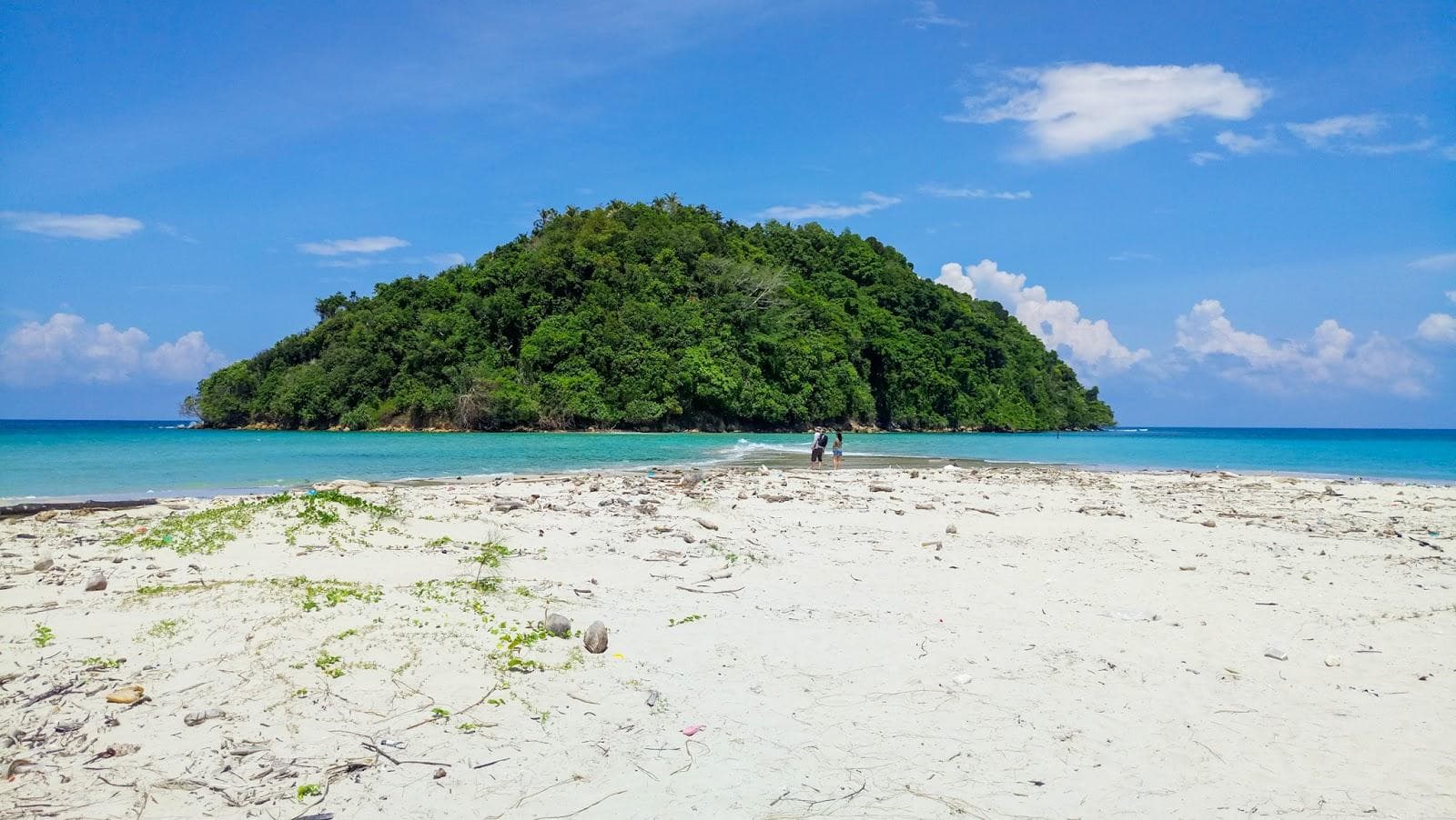 Kelambu Beach