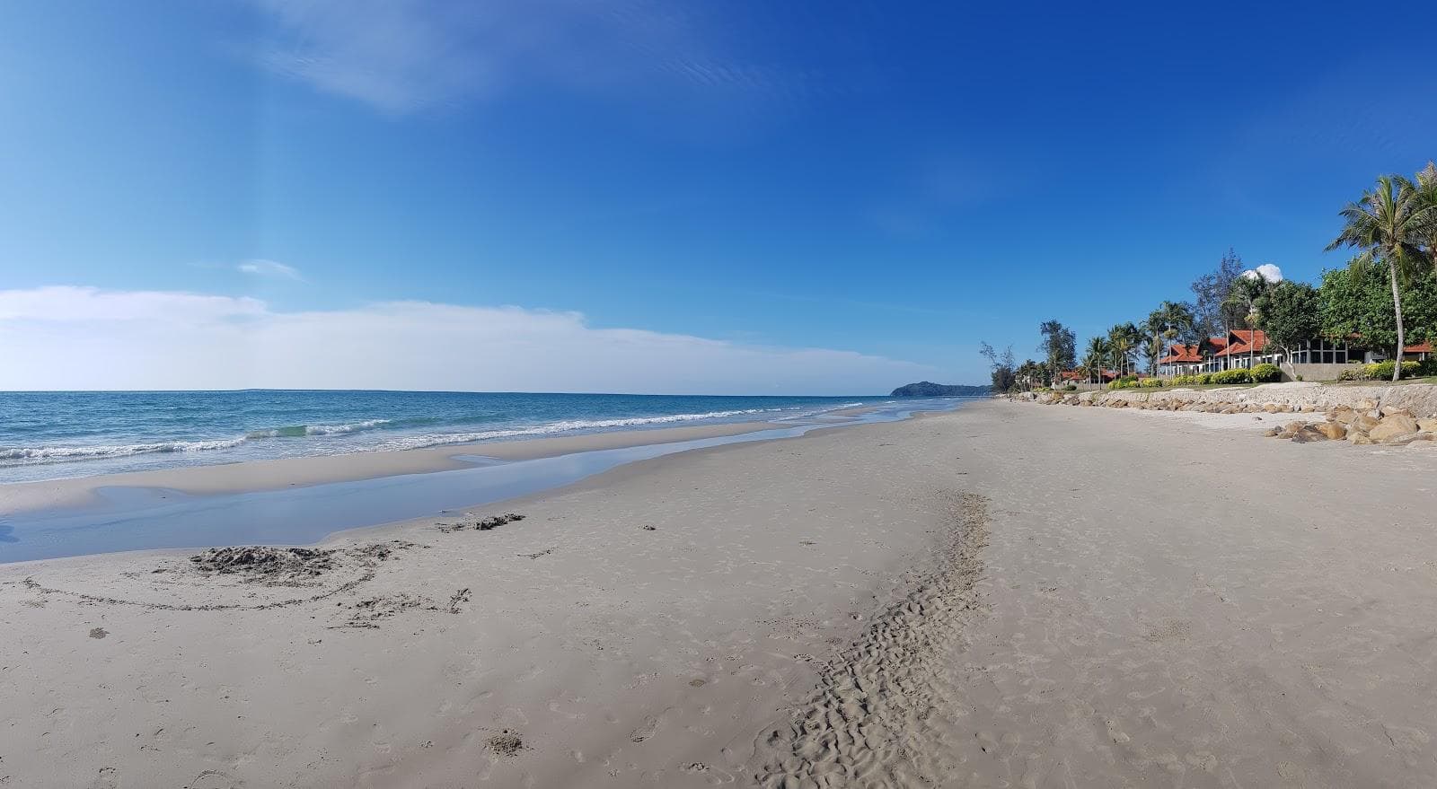 Karambunai Beach